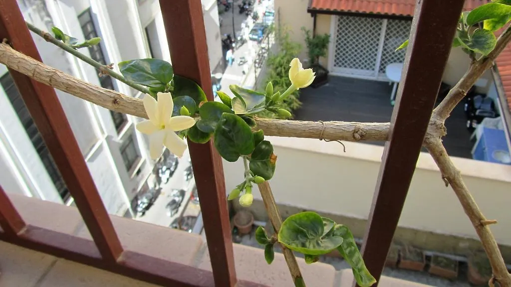 International Naples B&B 4*,  이탈리아